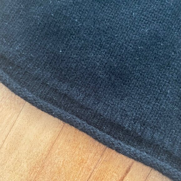 Cashmere Beanie - Picture 3 of 3